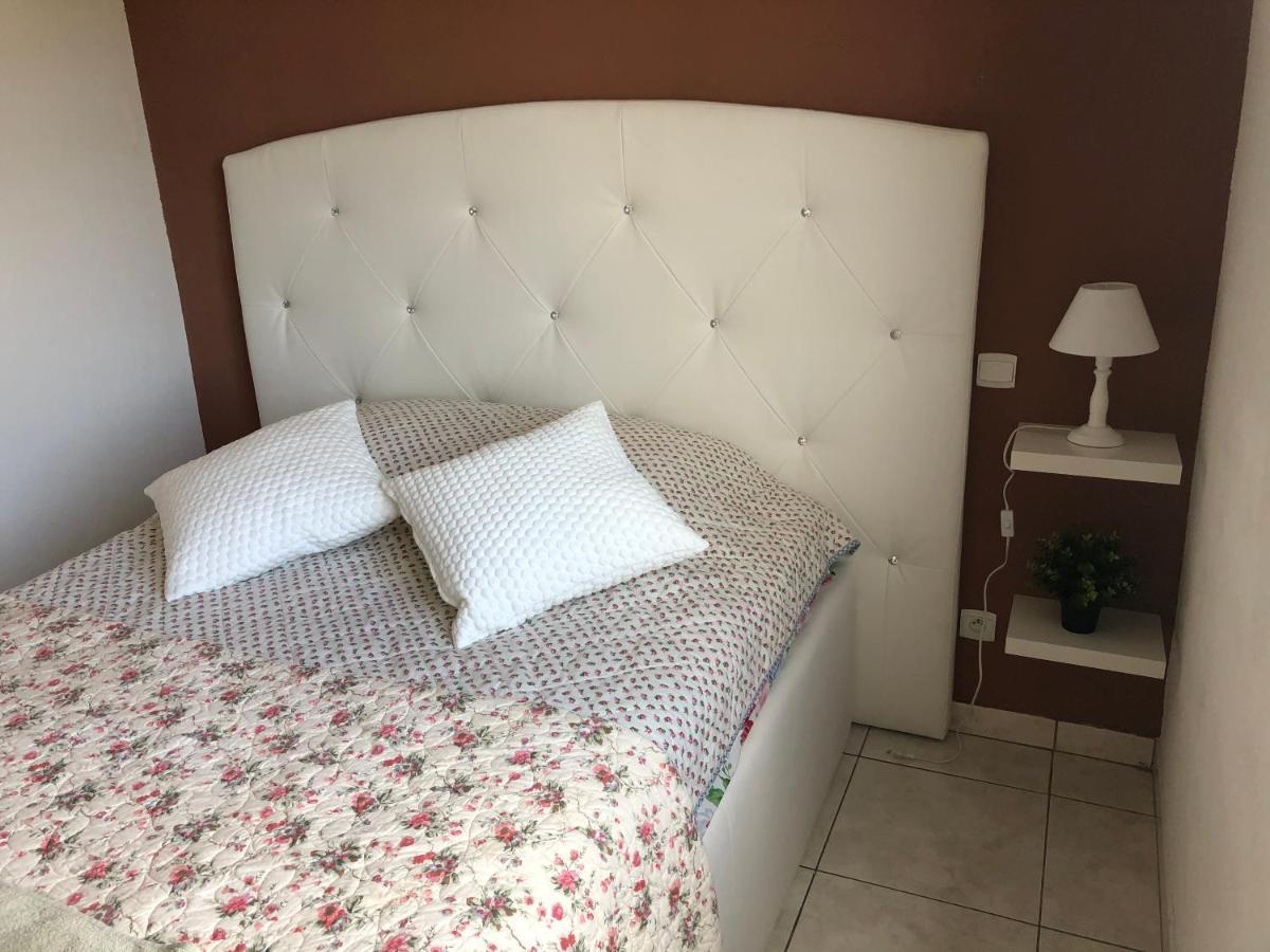 Apartment Pinet , Le Calme Proche De La