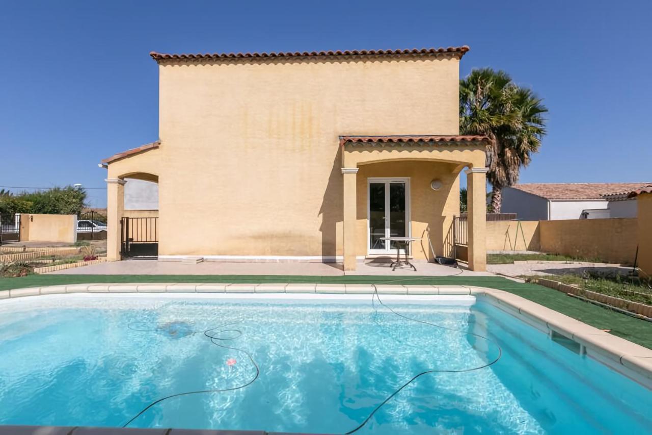 Pinet , Le Calme Proche De La * Pinet (Herault)